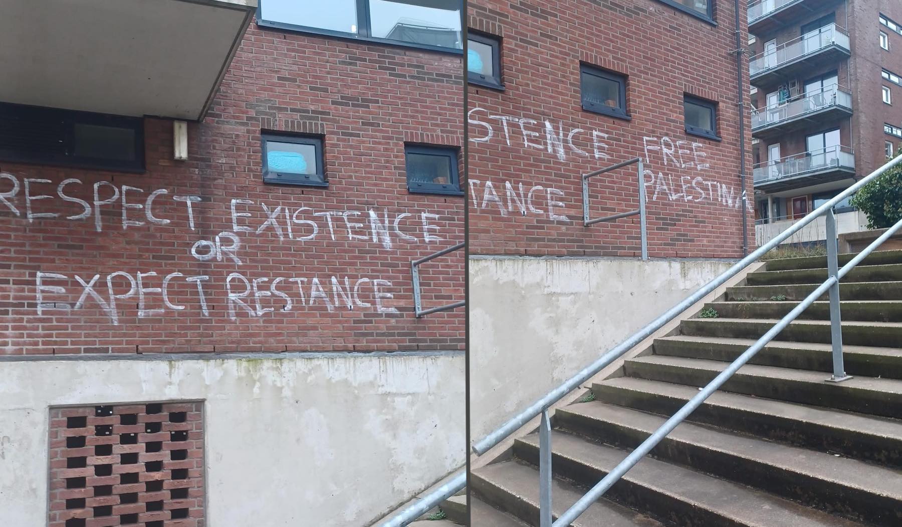 Op een bakstenen muur naast een trap in wat een flatgebouw lijkt te zijn met witte spuitverf Engelstalige leuzen in solidariteit met Palestina aangebracht: 'Respecteer bestaan of verwacht verzet' en 'Bevrijd Palestina'.